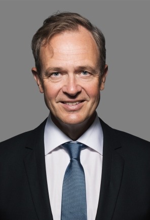 Dan Andersson | Restructuring Germany