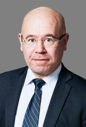 Henrik Jonasson | Global Transaction Advisory Group | Private Equity Services